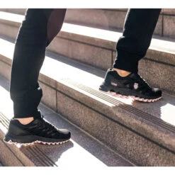 K-Swiss Tubes 200 (Women's) - Black/Cherry Blossom (Available Size: 6.5, 8.5, 9.5) -Tennis Equipment Store K97112 056e